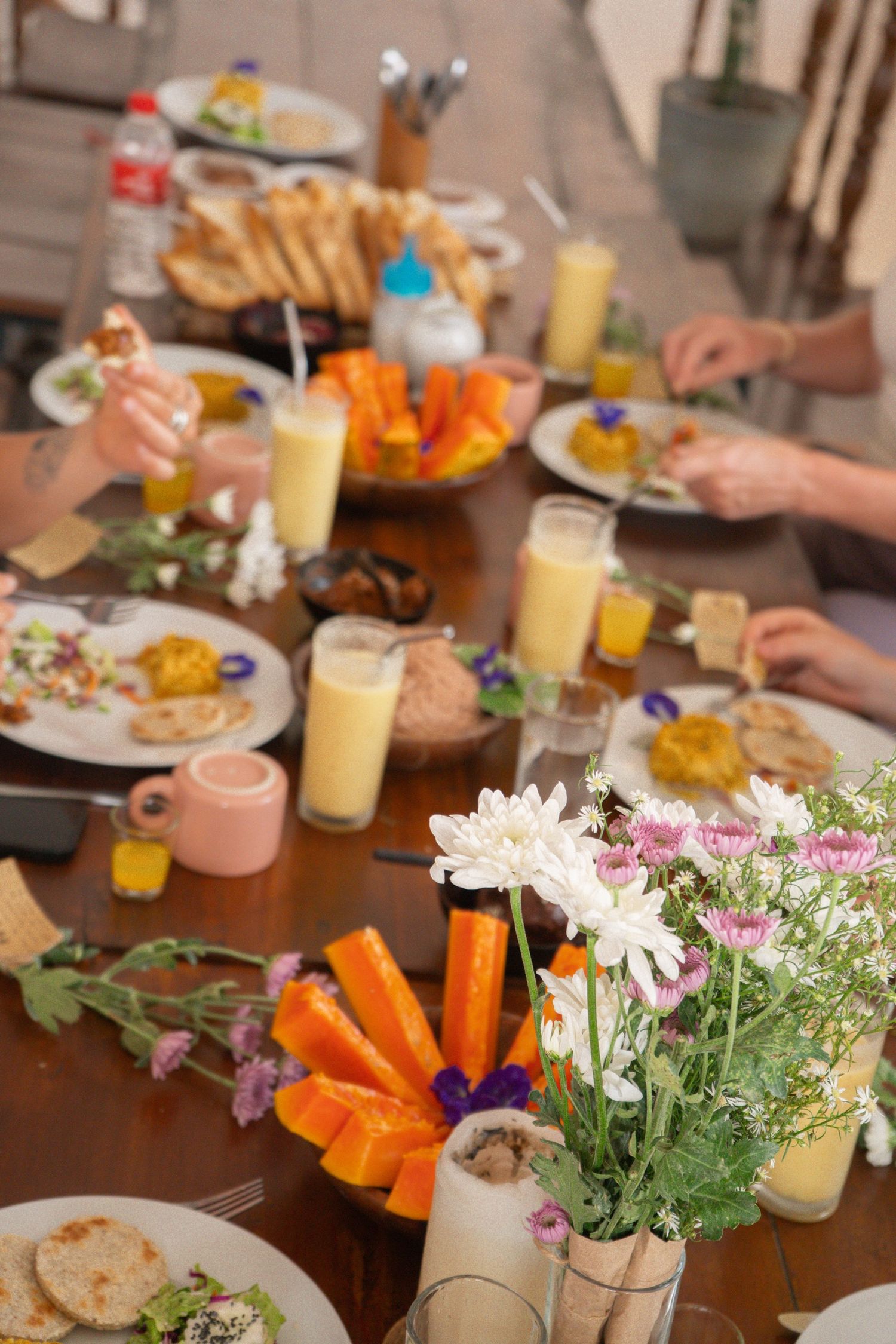 Breakfast together at the long table